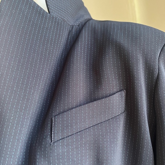Allen B pinstriped suit jacket with paisley lining. - Picture 11 of 16